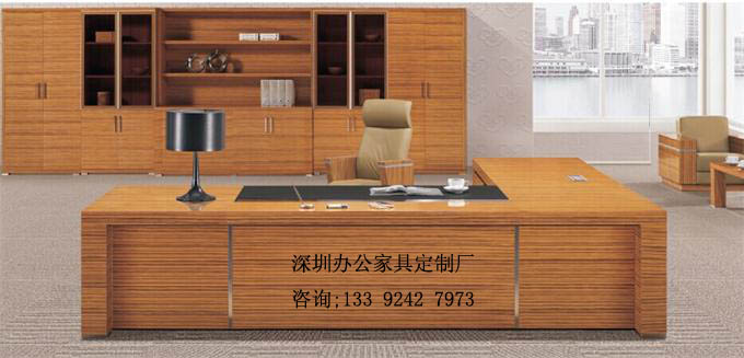 實(shí)木大班臺(tái)如何選購(gòu)呢？深圳辦公家具廠家